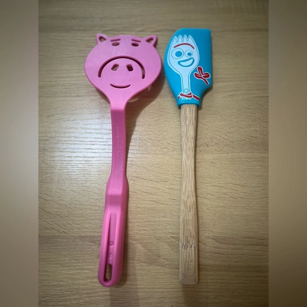 Pampered Chef Toy Story 4 Forky Scraper 100116 & Hamm Pancake Flipper 100115